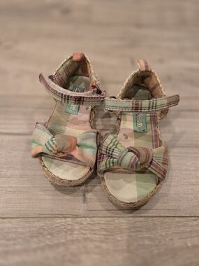 VINTAGE Gymboree 2007 Coral Reef Plaid Madras Bow Sandals - Toddler 5